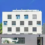 Apartment Days - Premium W Stunning Terraces - Easy Access Prag