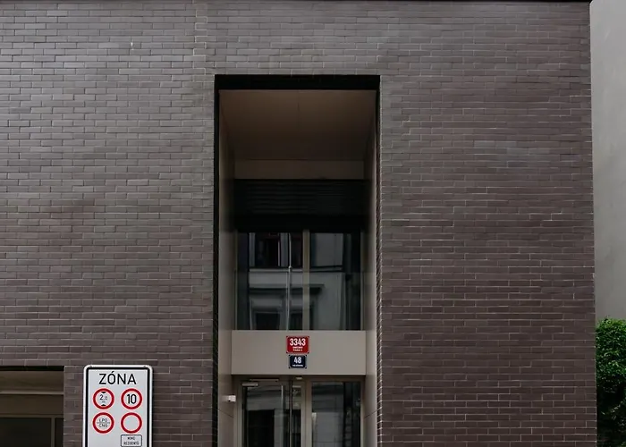 Days - Premium W Stunning Terraces - Easy Access Praga