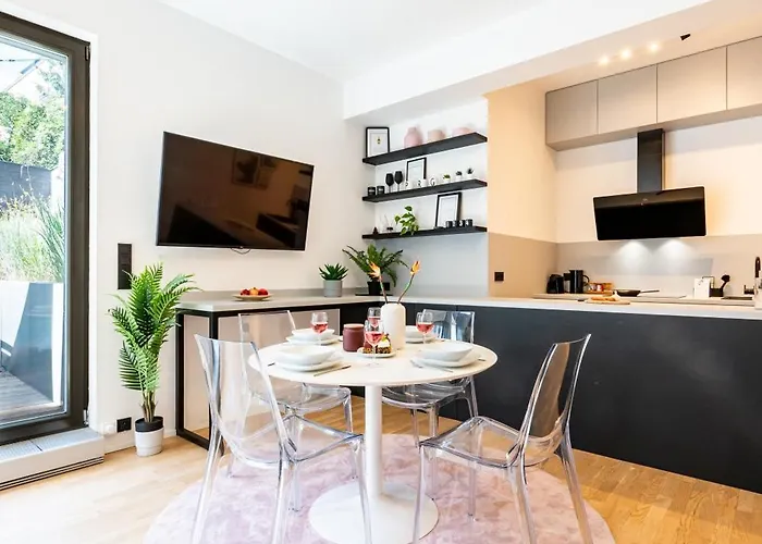 Days - Premium W Stunning Terraces - Easy Access プラハ